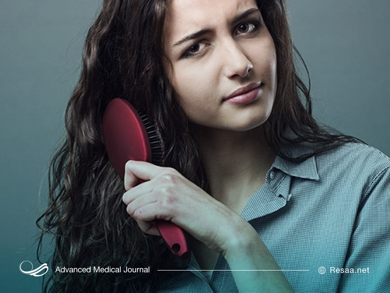 شانه زدن زیاد به موها باعث چربتر شدن آن میشود