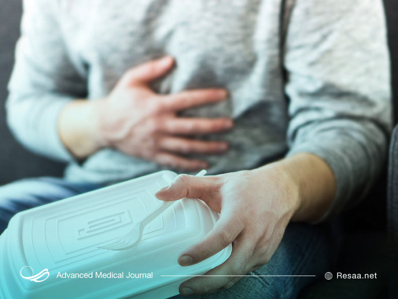 کمبود آب در اثر استفراغ از عوارض سالمونلاست