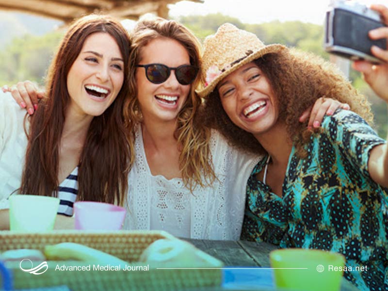 معاشرت با دوستان