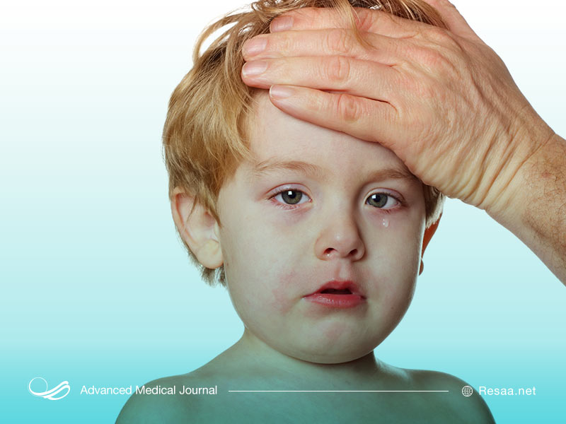 تب یکی از علایم شایع در بیماری لایم است.