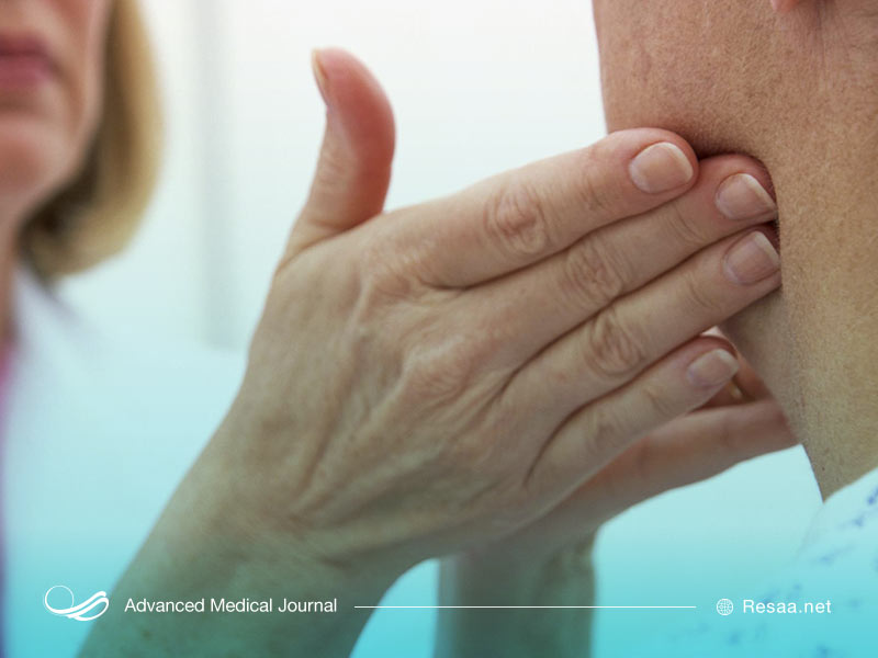 در صورت مشاهده علائم بیماری به پزشک مراجعه کنید.