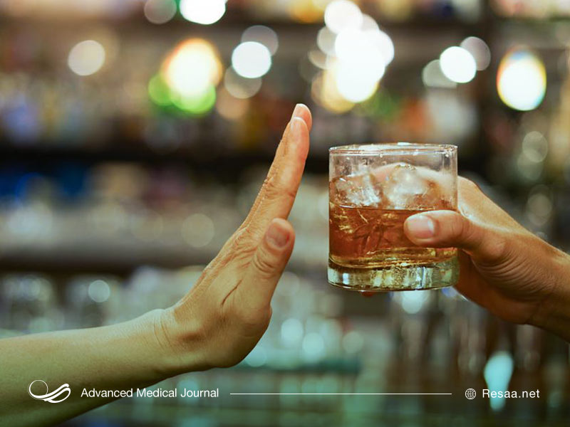 مصرف مشروبات الکلی تاثیرات مخربی بر سلامتی دارد.