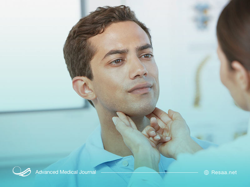 بررسی غدد توسط پزشک